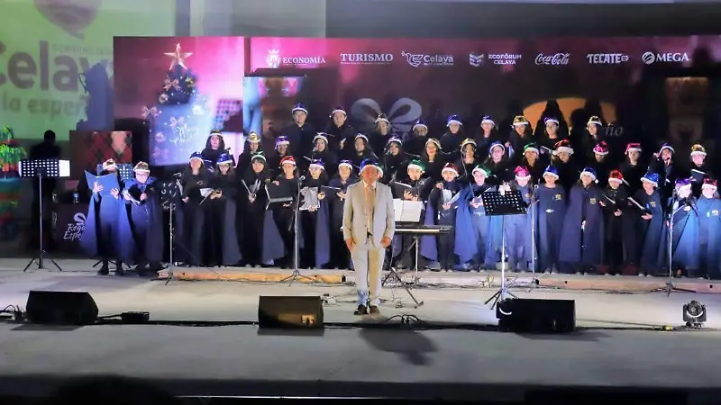 Con éxito el  Coro Monumental de la Delegación Regional V Celaya participó en la Feria de Navidad 2025 "Regalos de Esperanza".